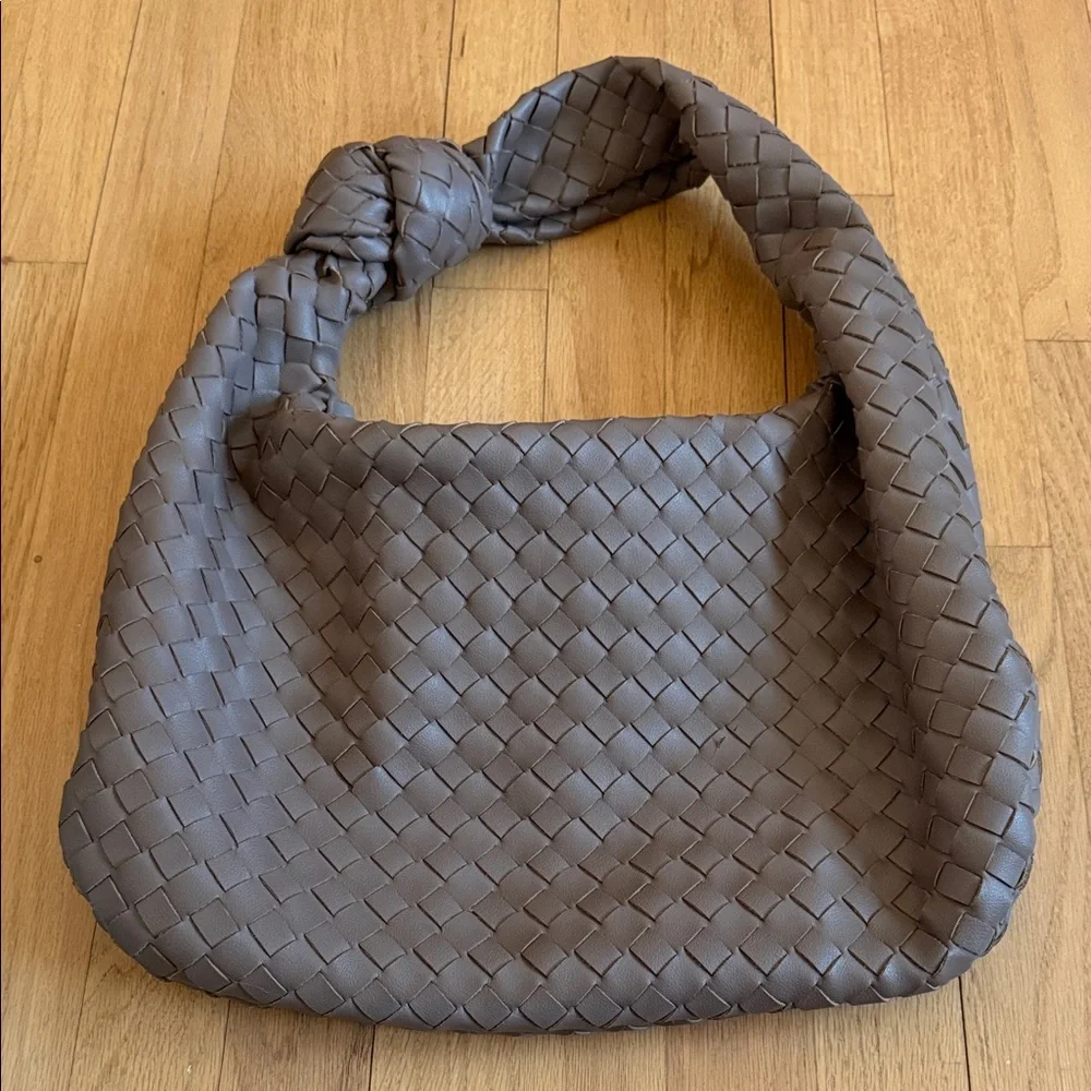 Urban Expressions Woven Taupe Hobo Bag - Picture 1 of 1